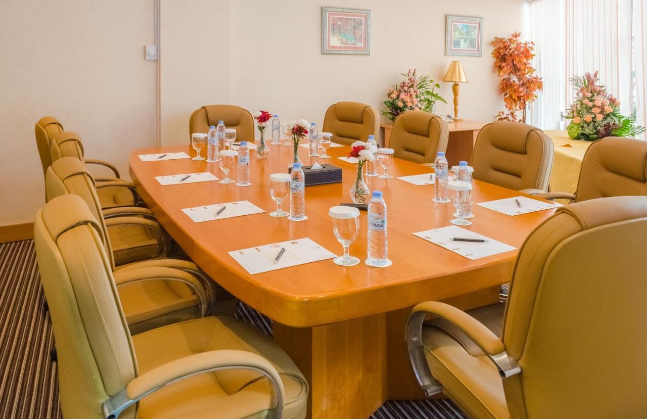 Hotel Avenue 4*