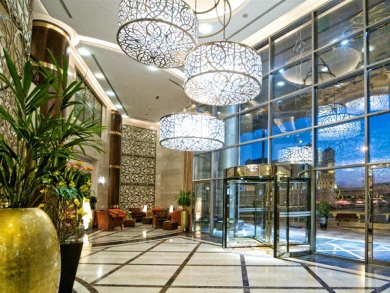 City Seasons Hotel