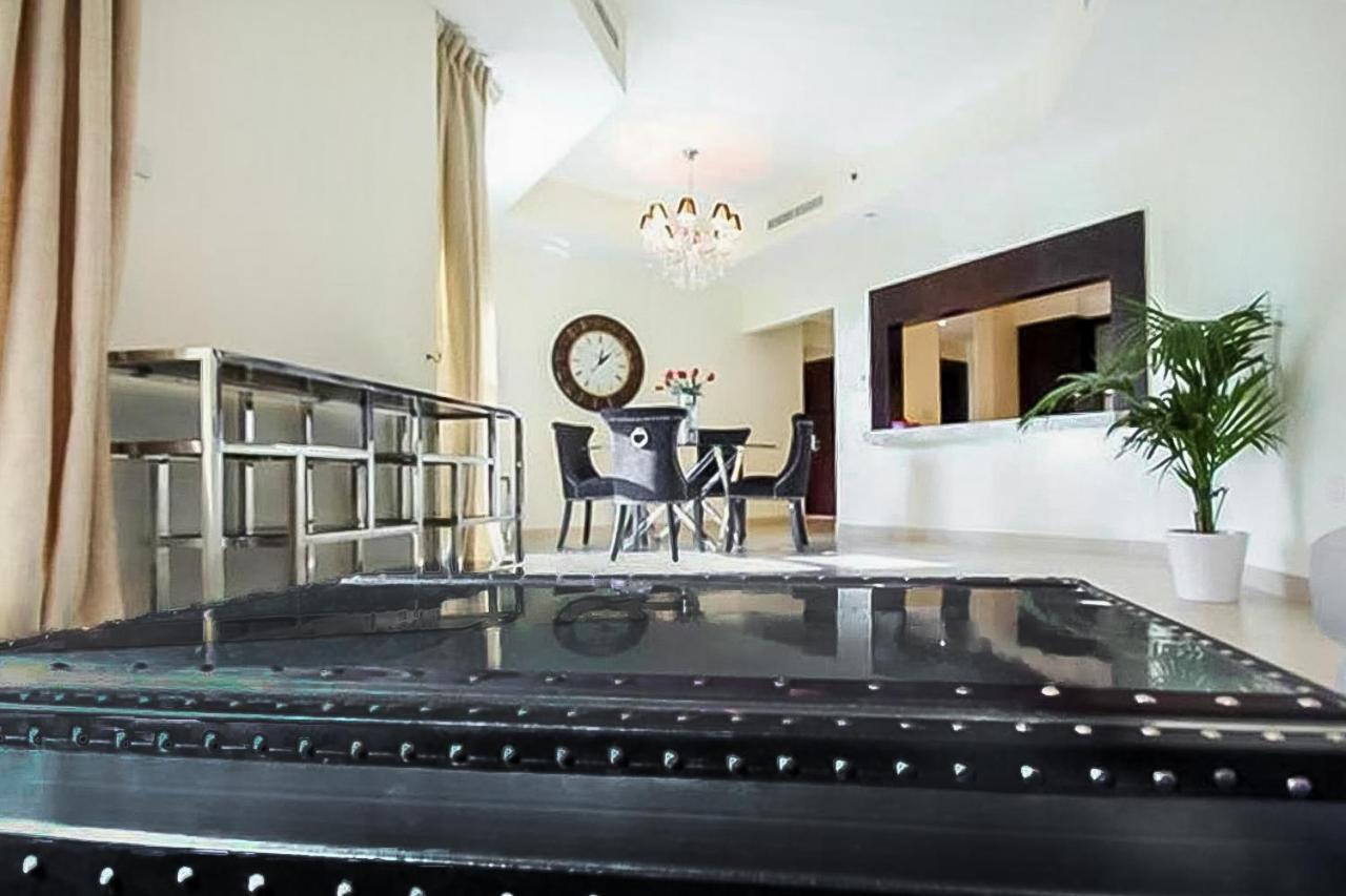 Furnished Rentals - The Greens - Mosela Apartment