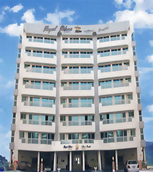 Royal Plaza Aparthotel 3*