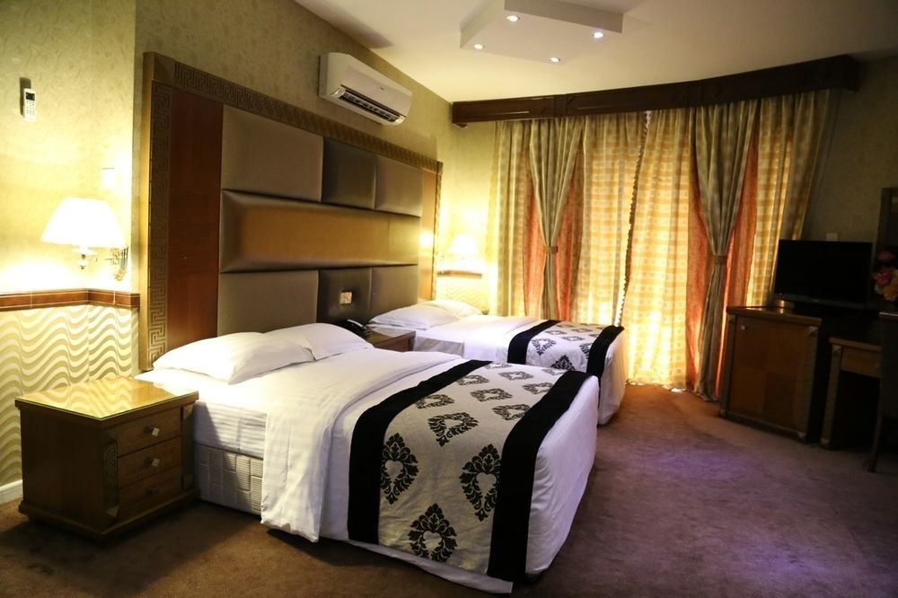 Abjad Crown 3* Dubai