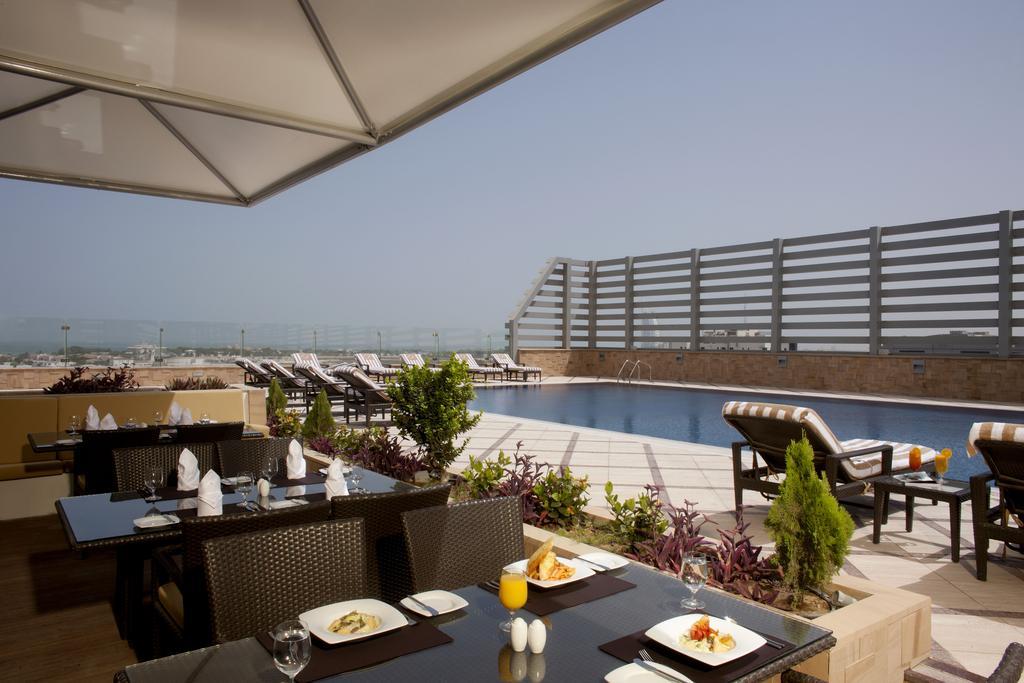 Hotel La & Dubai