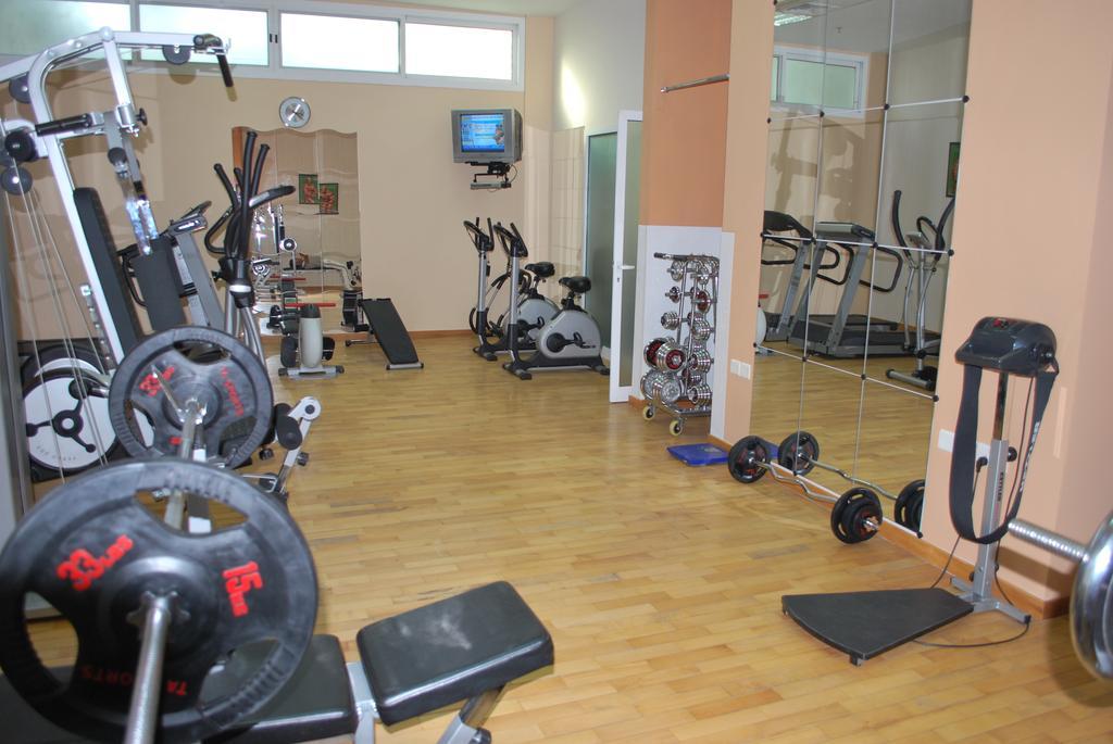 Al Deyafa Aparthotel
