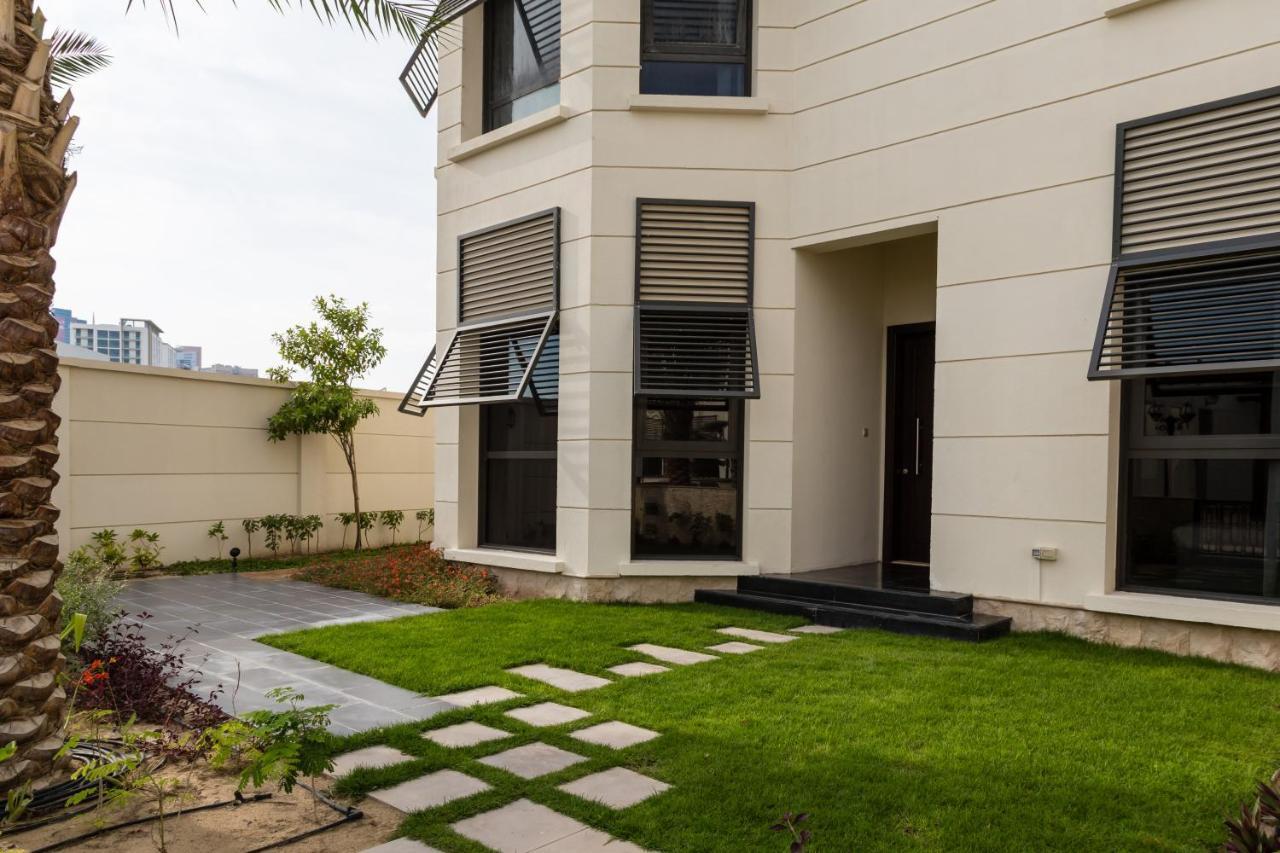 Higuest Vacation Homes - Arcadia Villas * Dubai