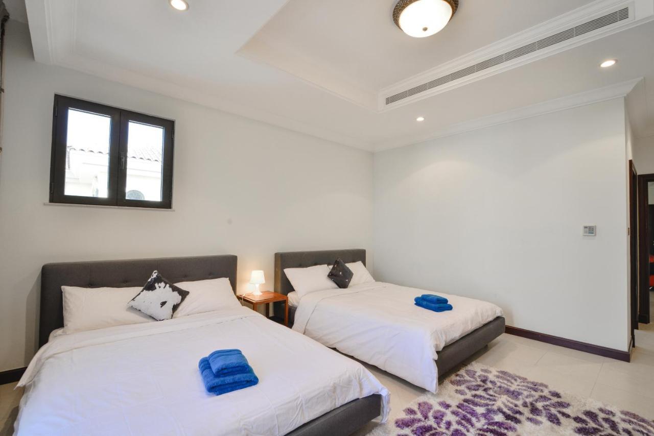 Short El Trio For Ten Dubai