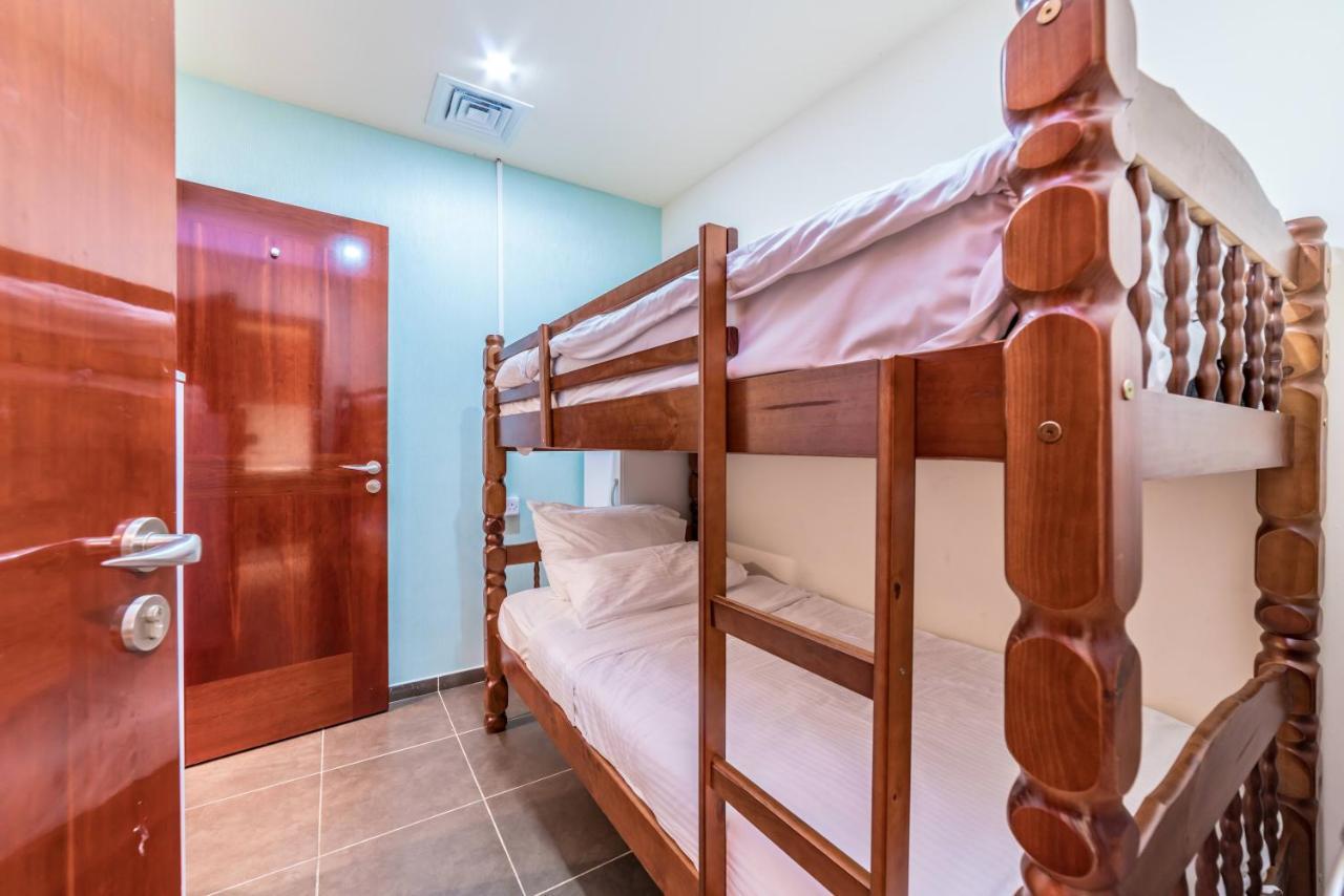 Yanjoon Homes - Marina Heights Apartment
