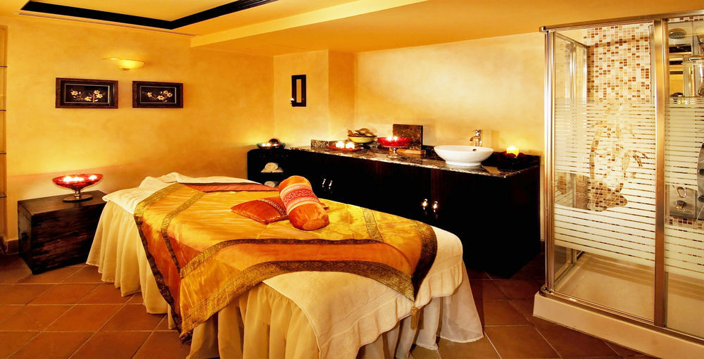 Arabian Courtyard & Spa Hotel