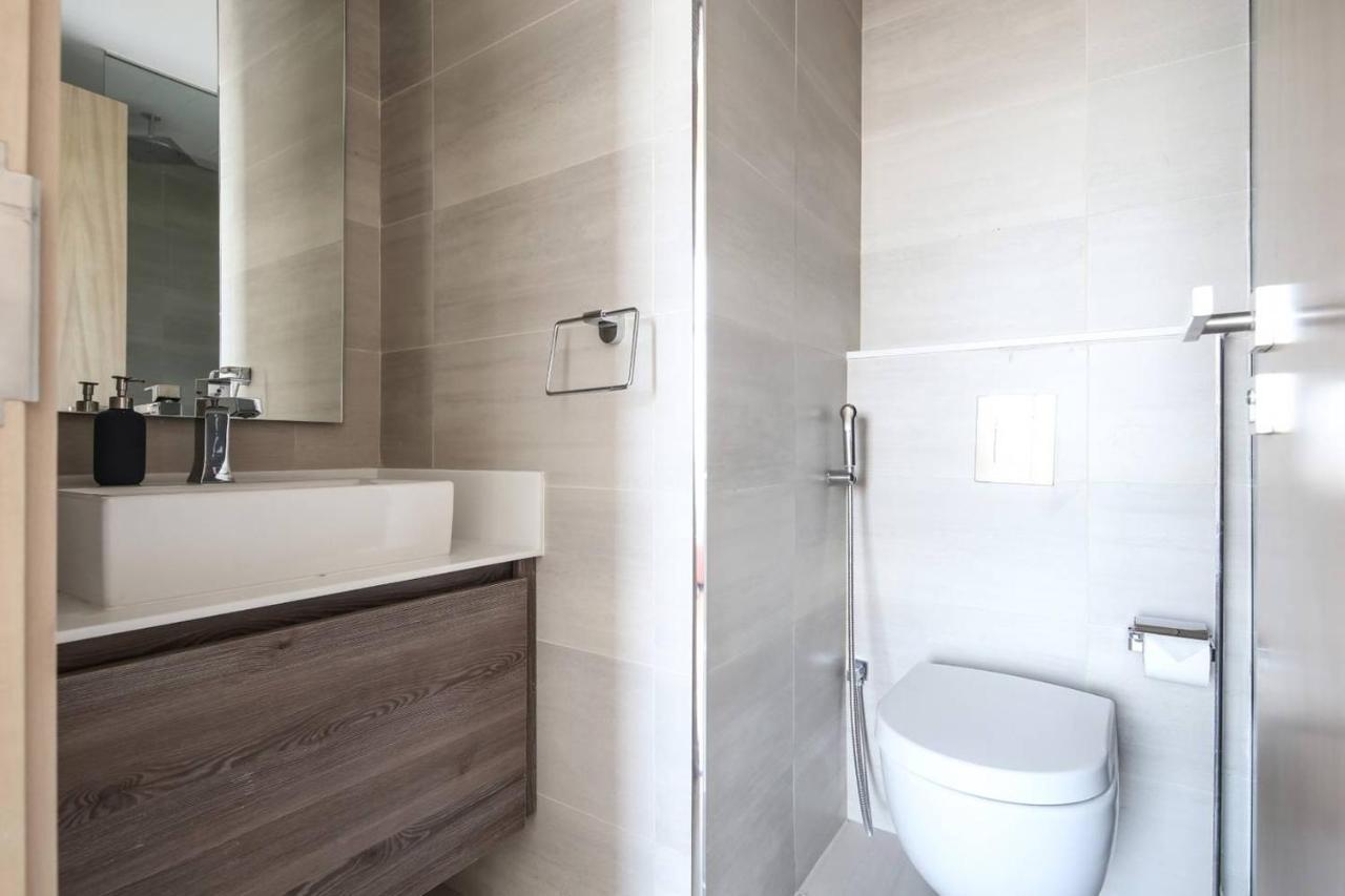 Frank Porter - Mada Residences Apartment *