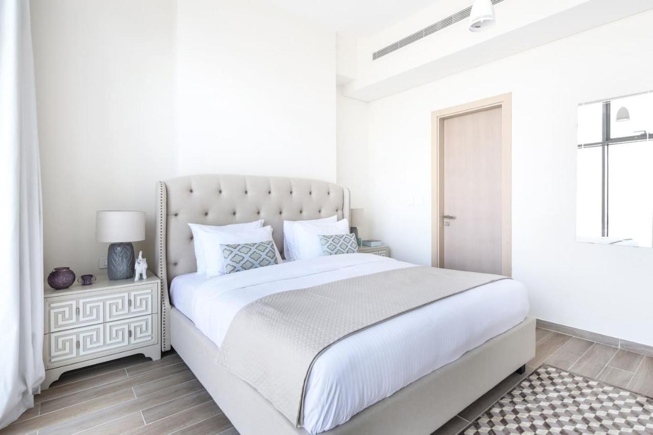 Frank Porter - Mada Residences *