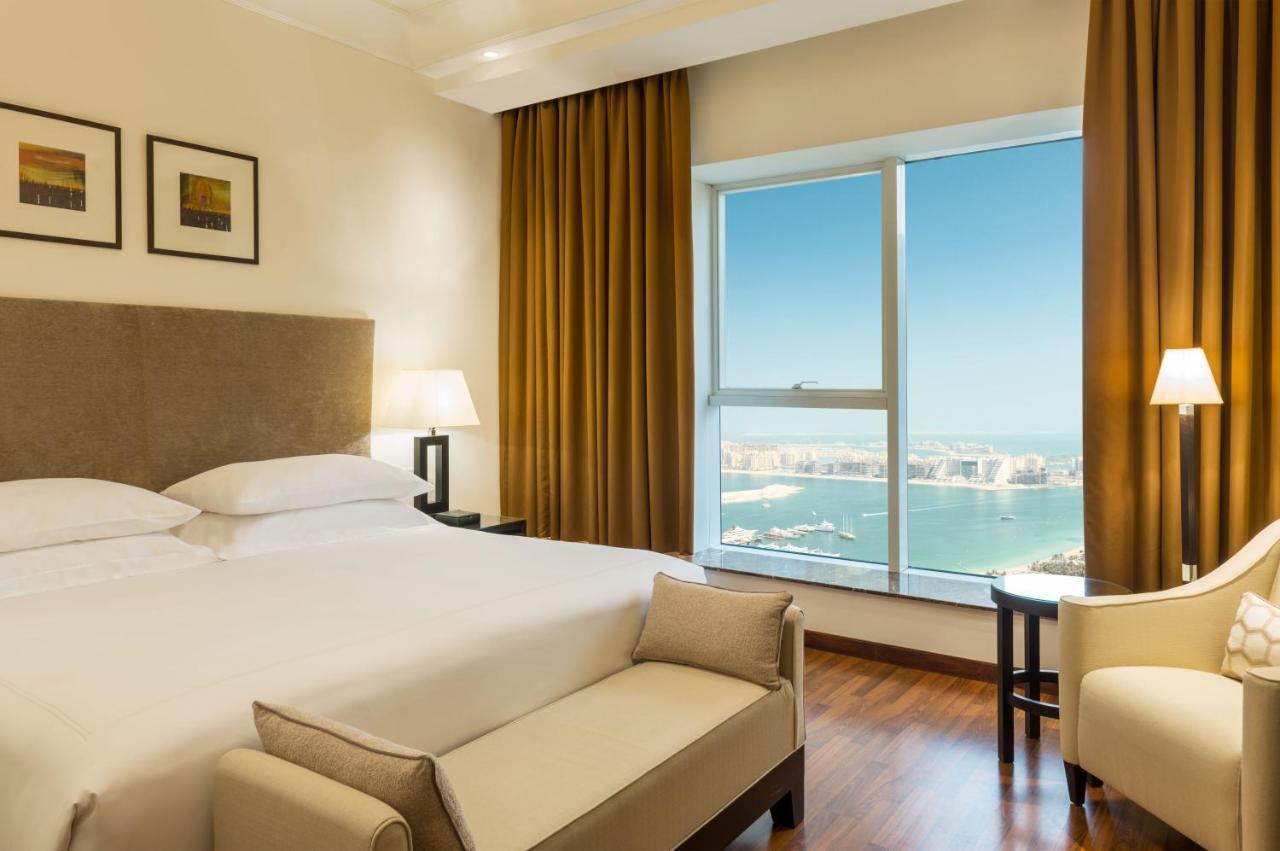 Grosvenor House Apartments 5*