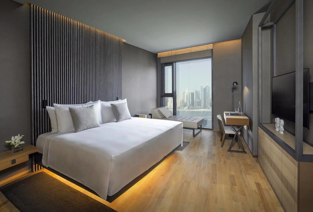 The Residences Caesars Palace Bluewaters 5*