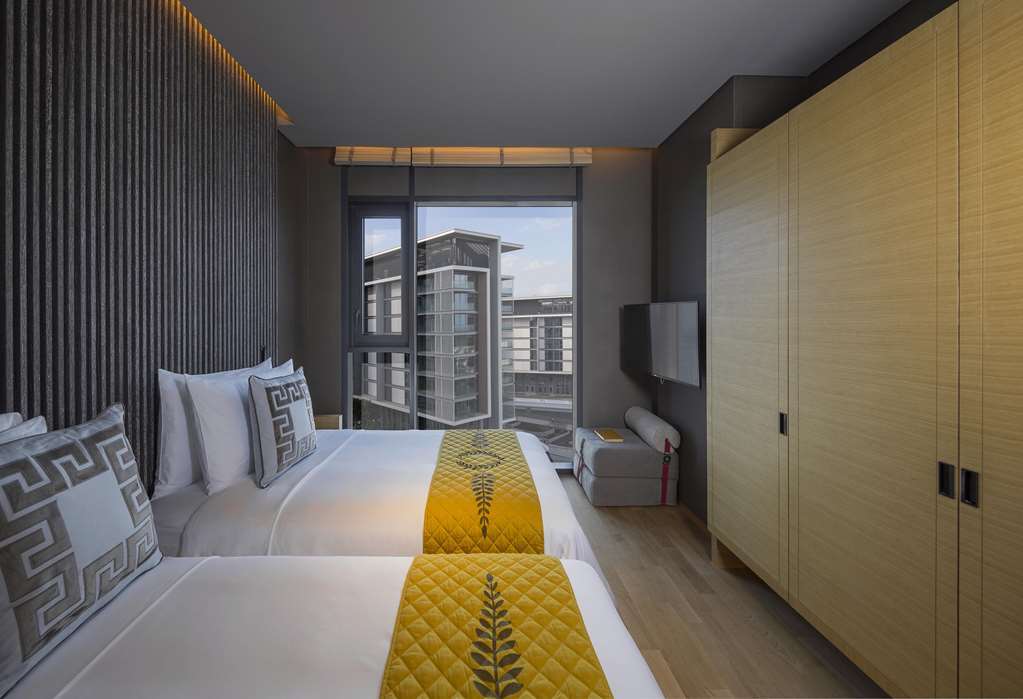 The Residences Caesars Palace Bluewaters 5* Dubai