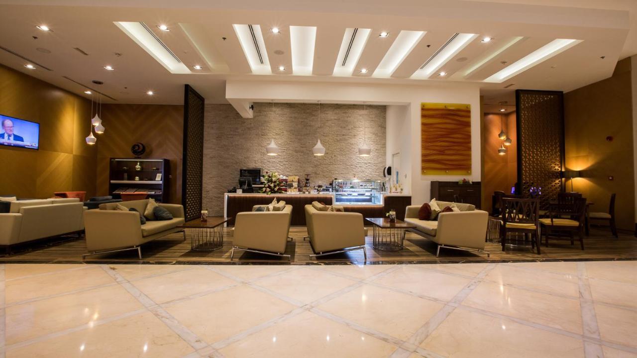 La & Hotel 4*