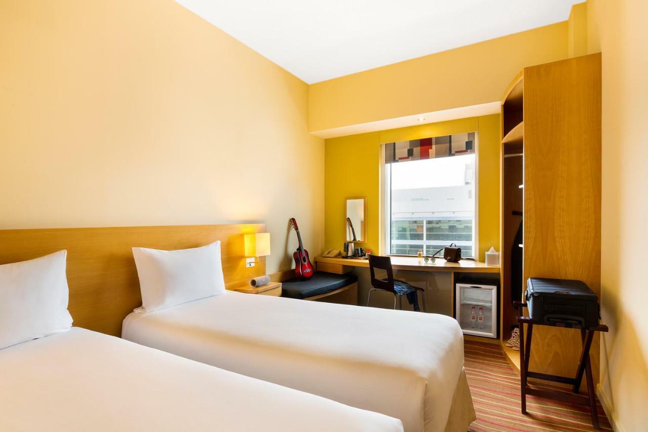 Ibis Al Rigga 3*