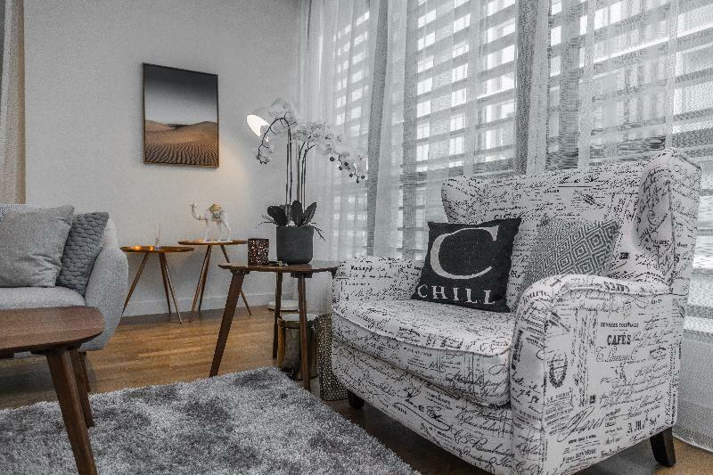 Walk 6 By Fam Living 4* Dubai