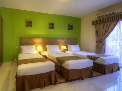 Hyde Park Hotel