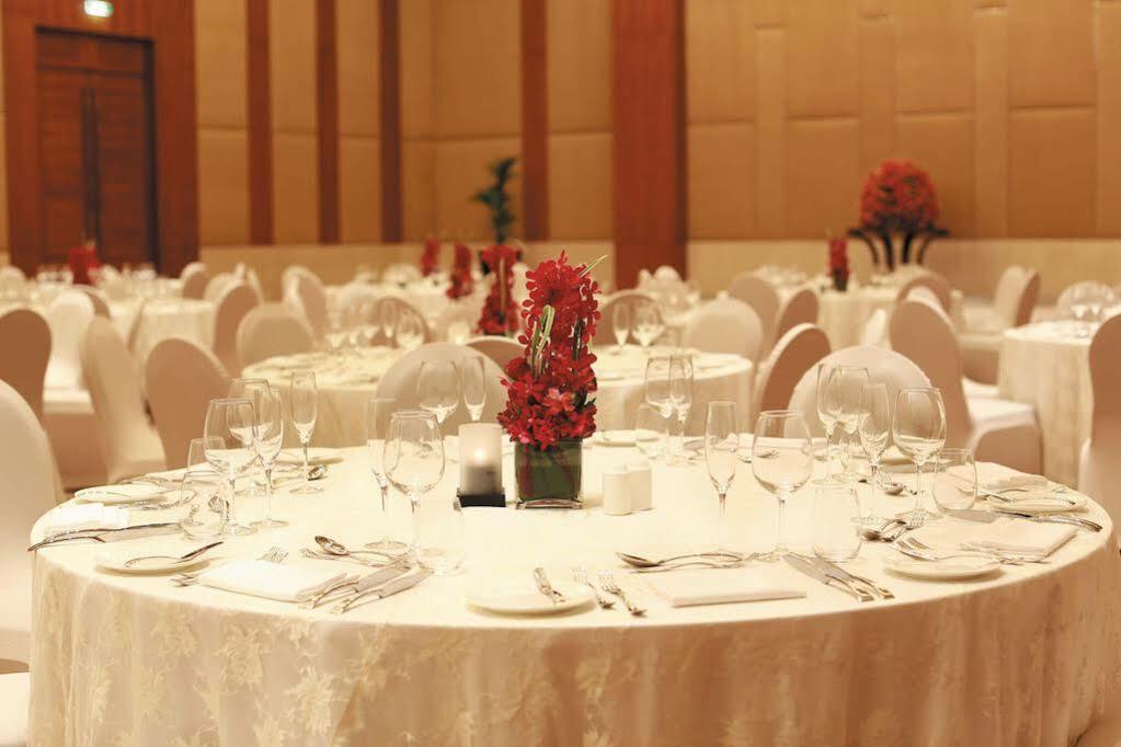 Hotel Anantara Downtown