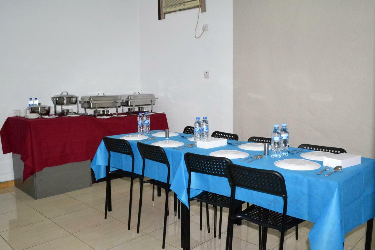 Hotel Taj Al Baraha L.l.c