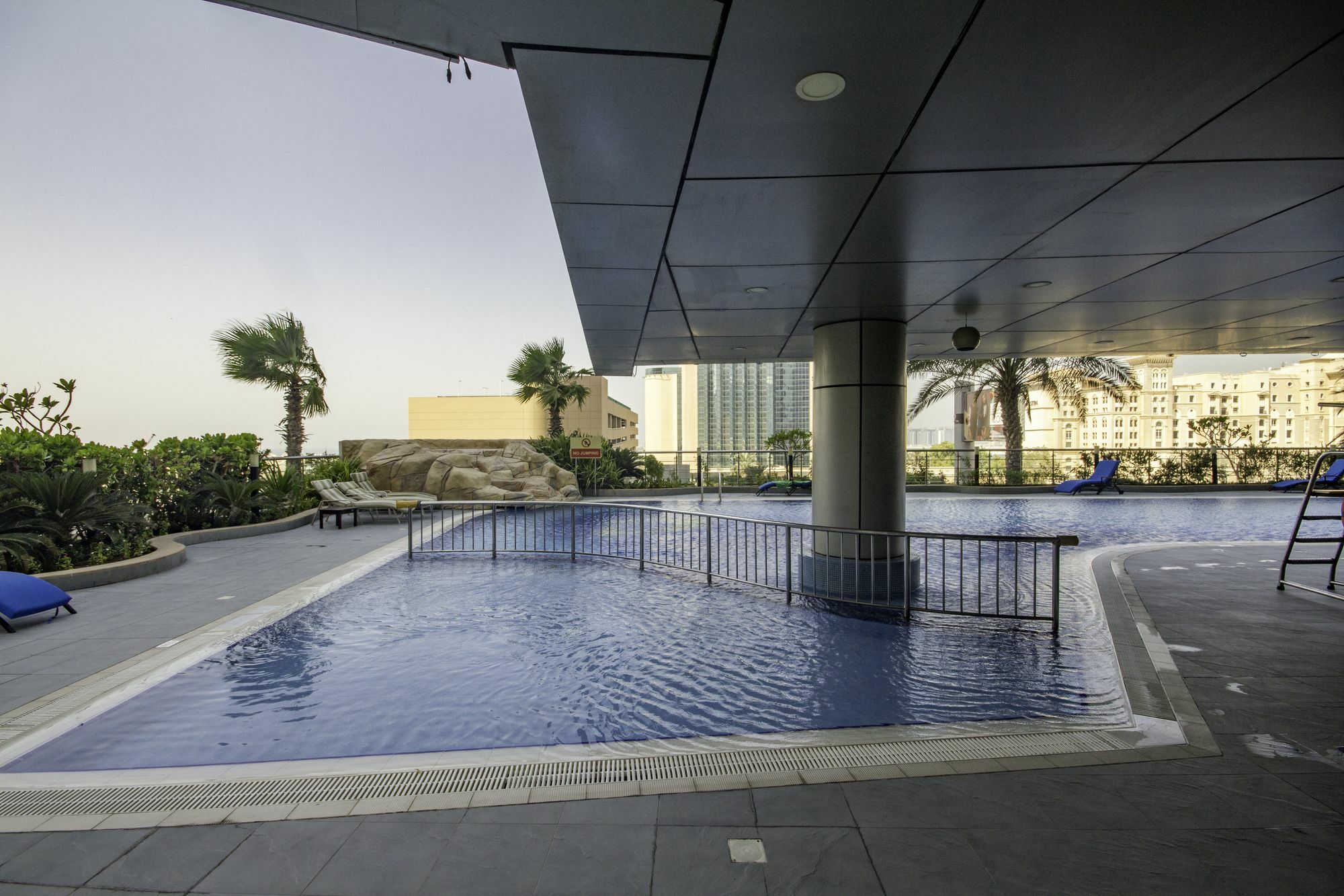 Maisonprive Homes - Ocean Heights Dubai