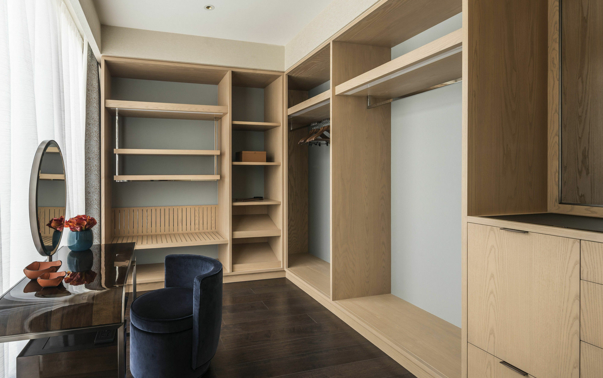 Four Seasons International Financial Centre Otel 5*