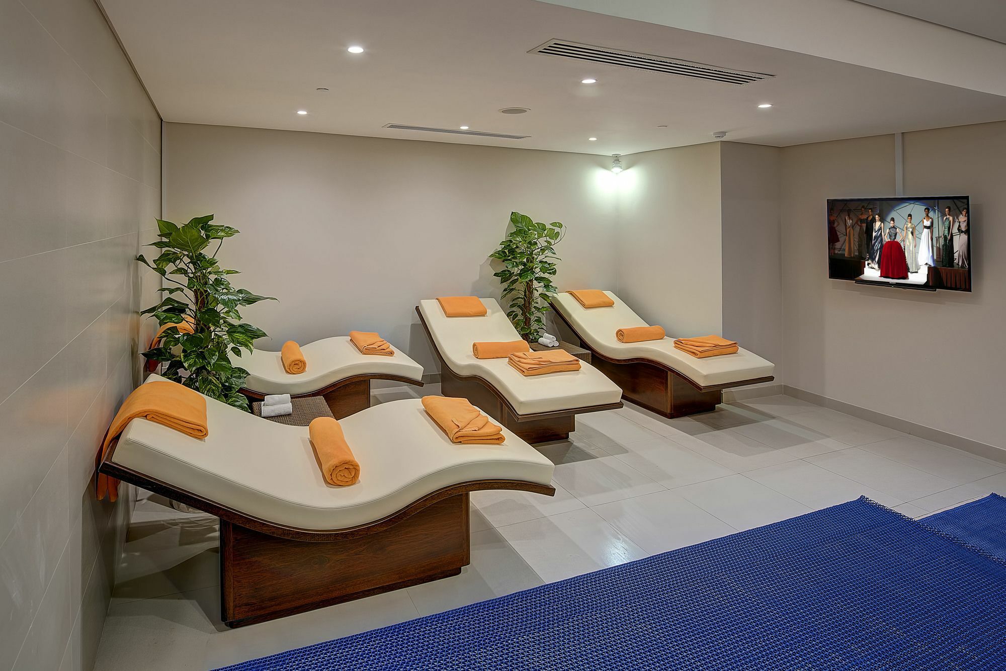 Al Khoory Atrium Otel 4*