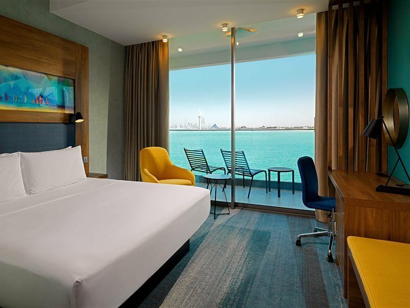 Aloft Palm Jumeirah Resort 4*