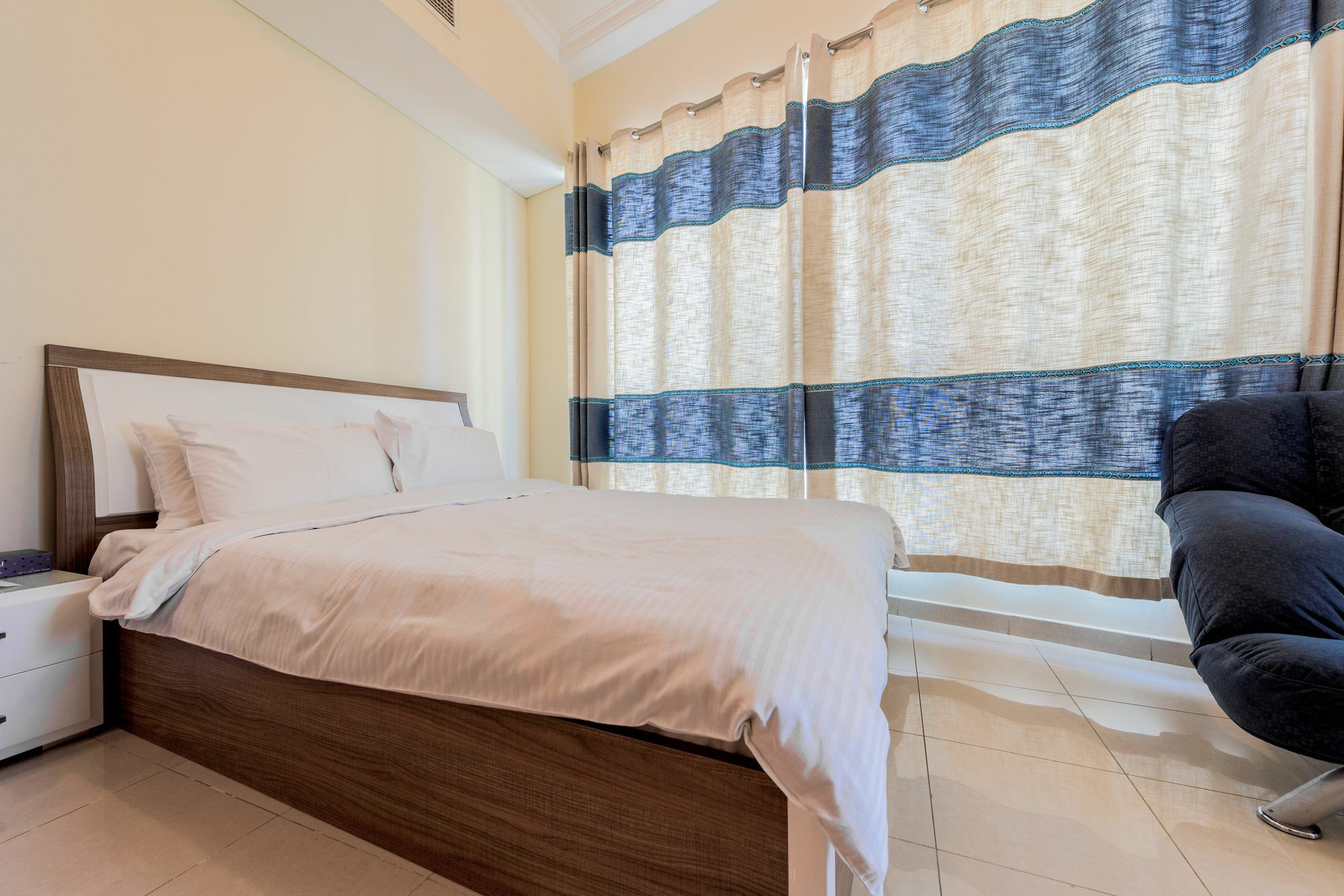 Apartment Dhh - Cozy And Bright Studio, Bay West Tower Dubai