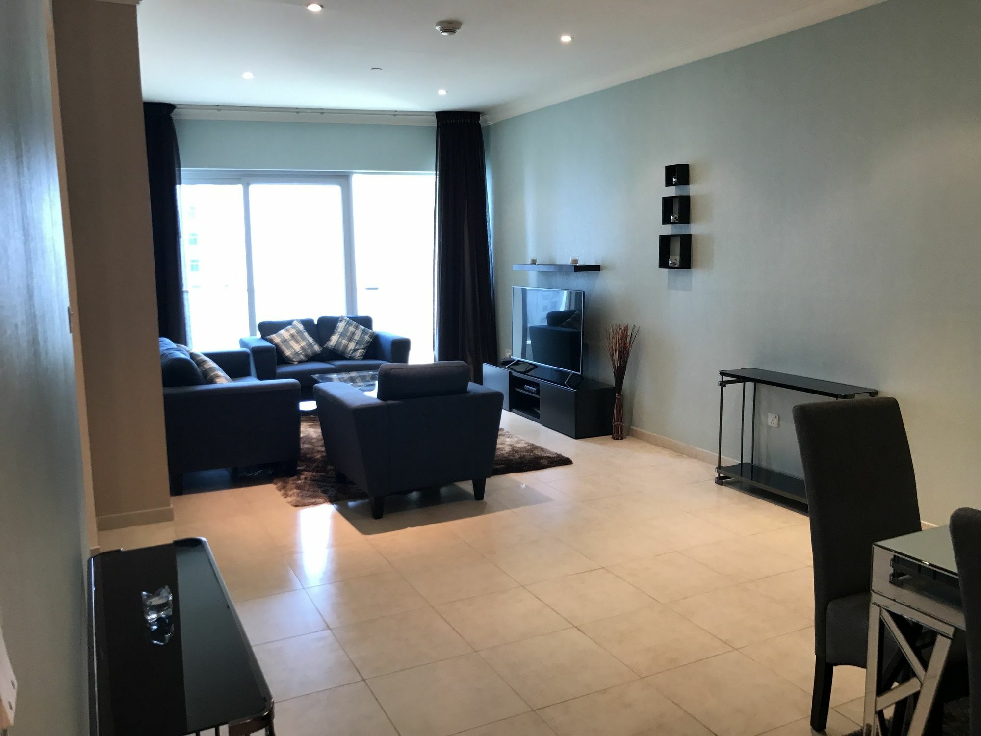Yanjoon Homes - Marina Heights Dubai