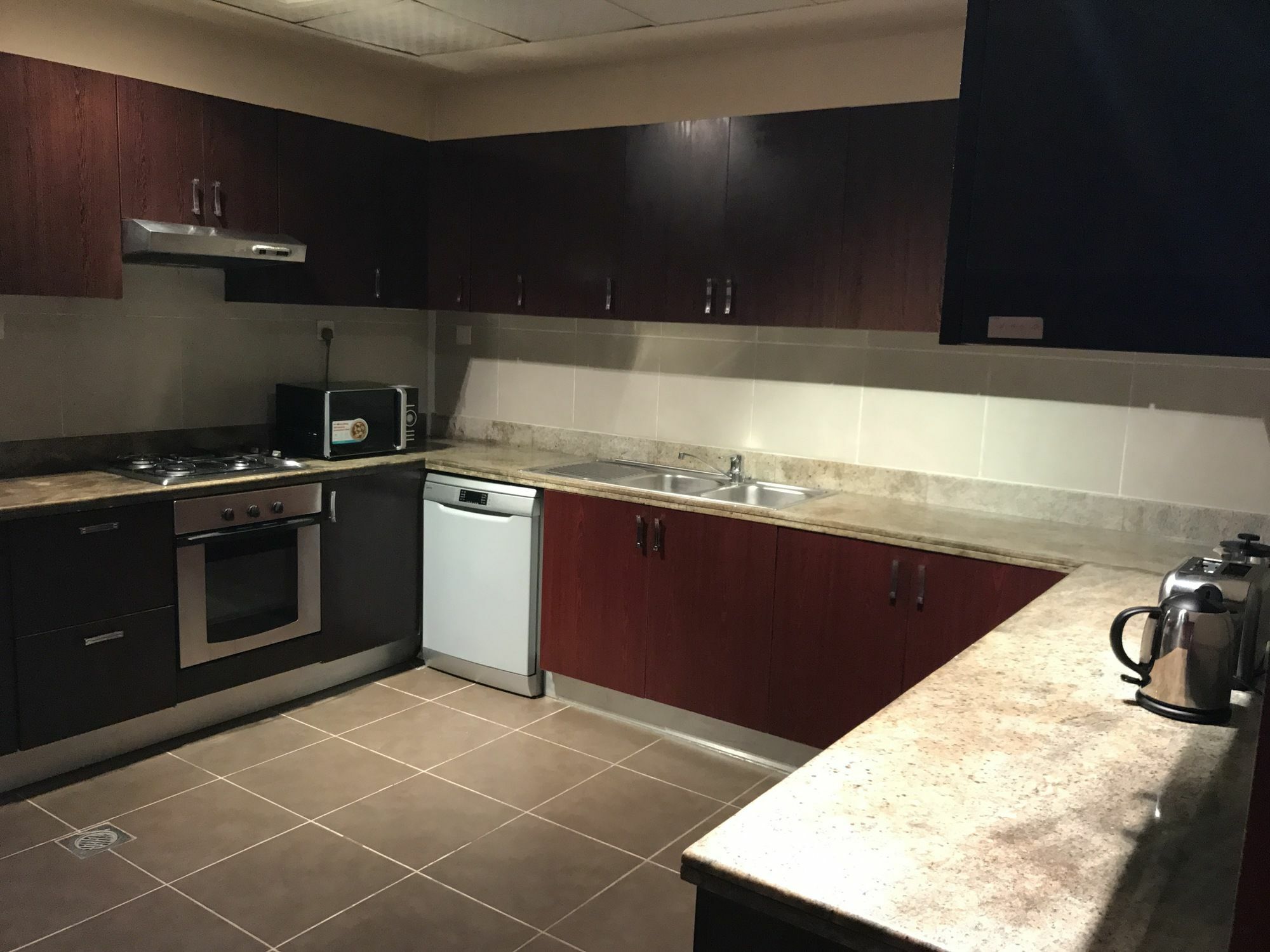 Yanjoon Homes - Marina Heights