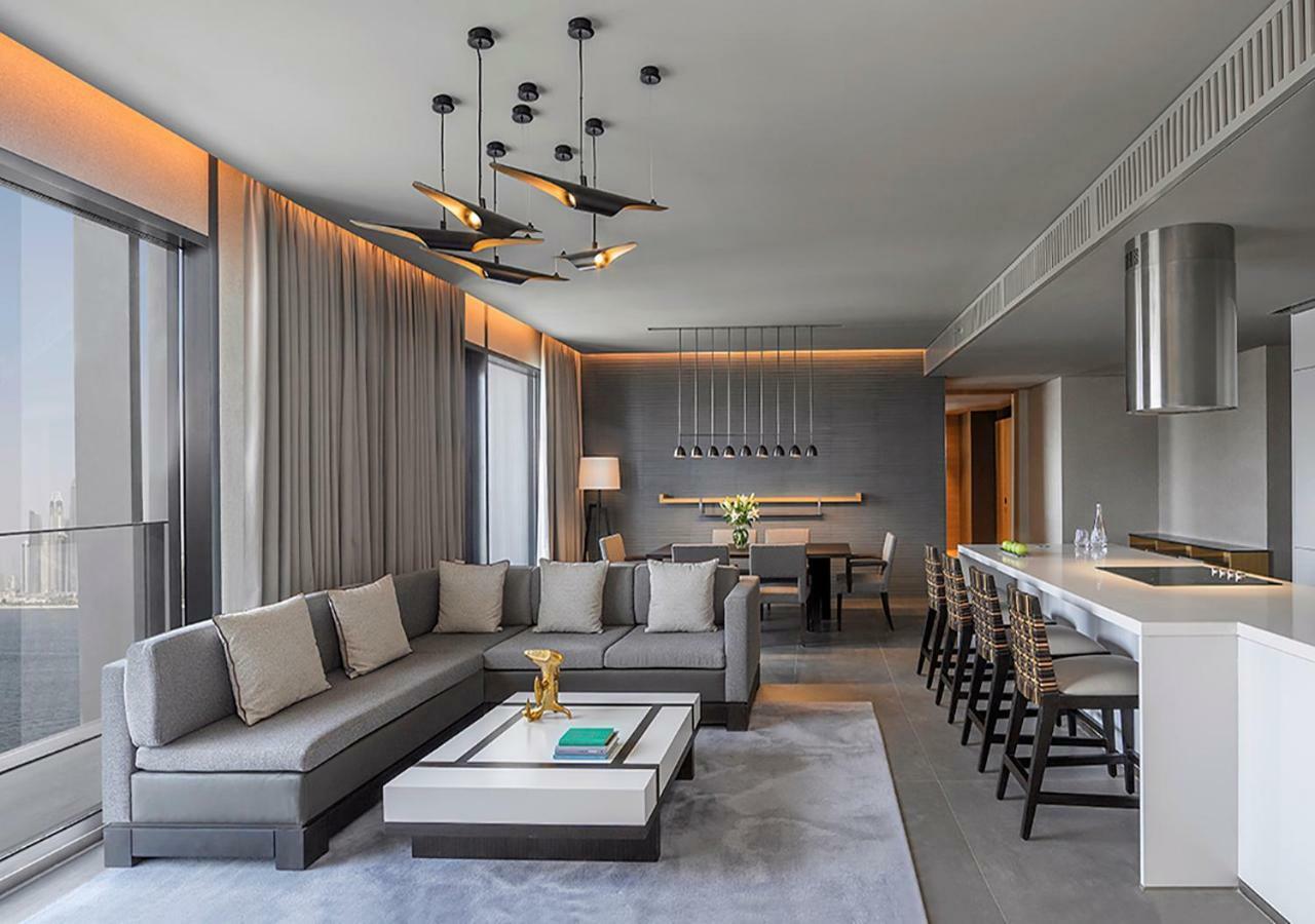 The Residences Caesars Palace Bluewaters Dubai