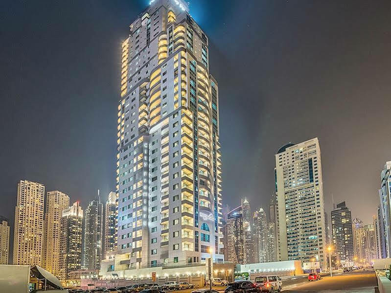 Premiere Marina Aparthotel 4*
