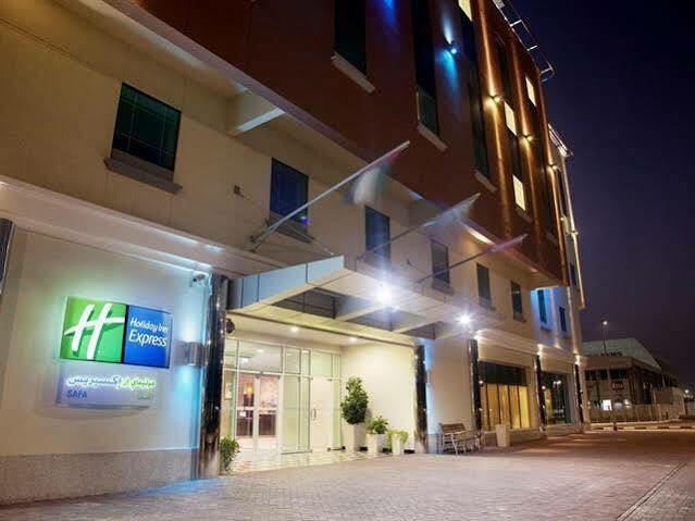 Express Safa Park By Ihg Hotel