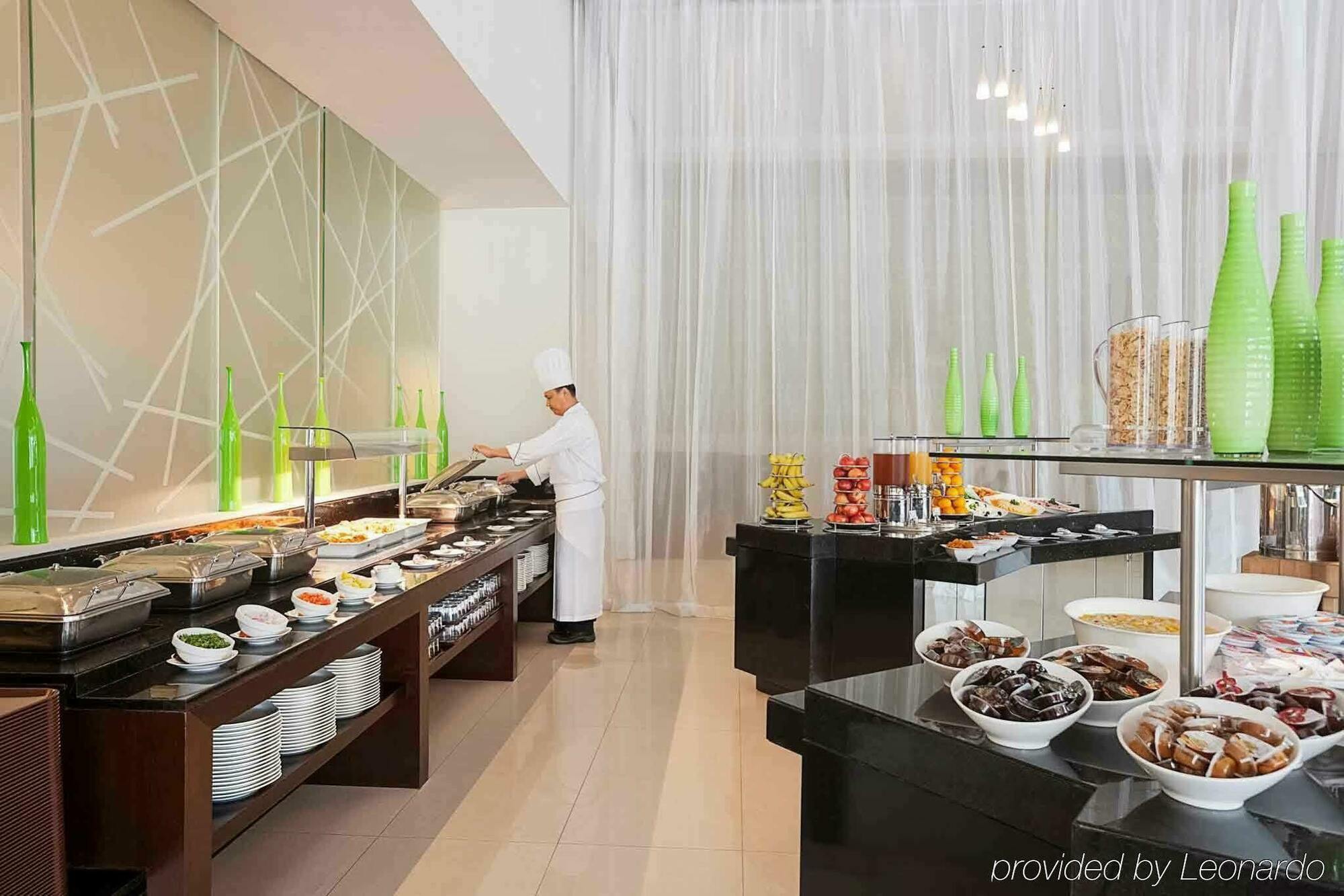 Otel Ibis Deira Creekside 3*