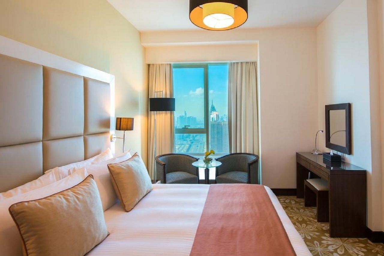 La & Hotel