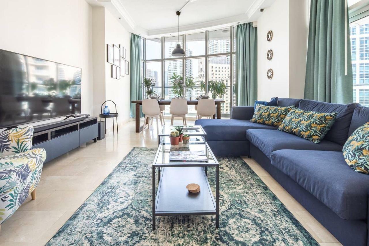 Frank Porter - Marinascape Apartment Dubai