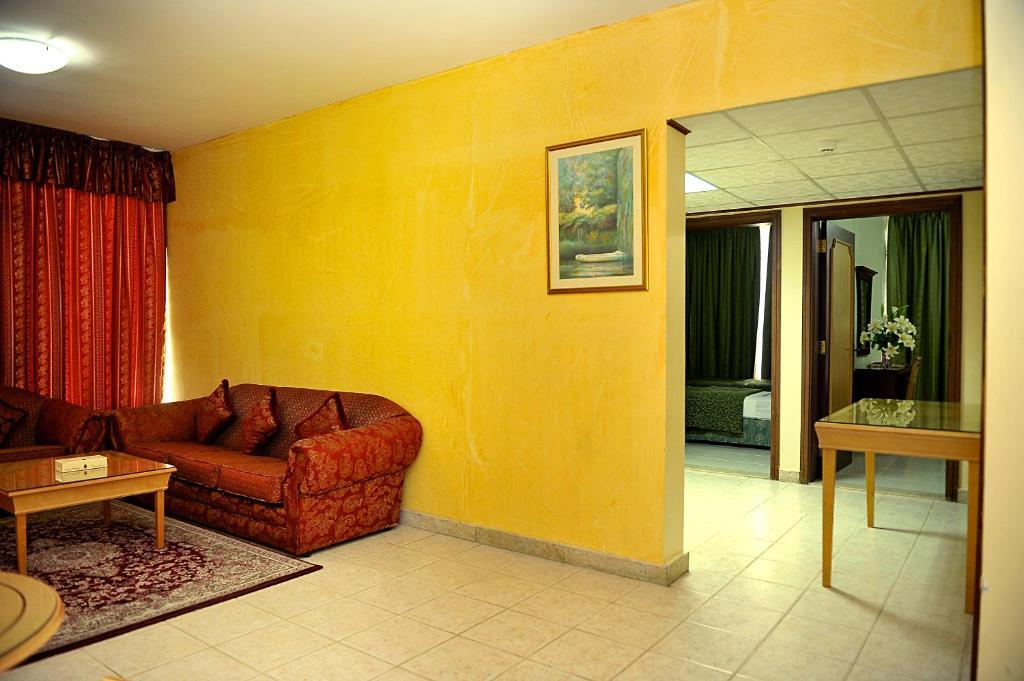 Aparthotel Liwa Plaza 3*
