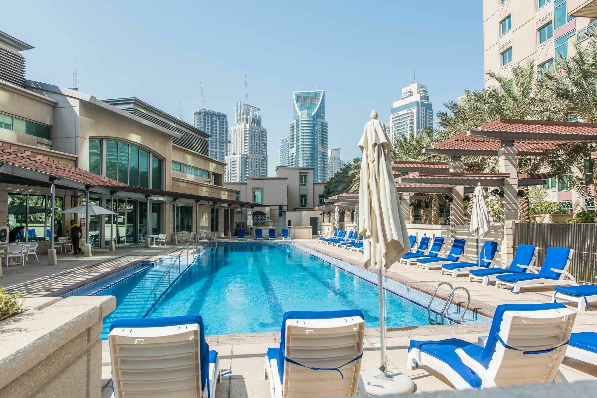 Signature Homes - Marina Diamond Dubai