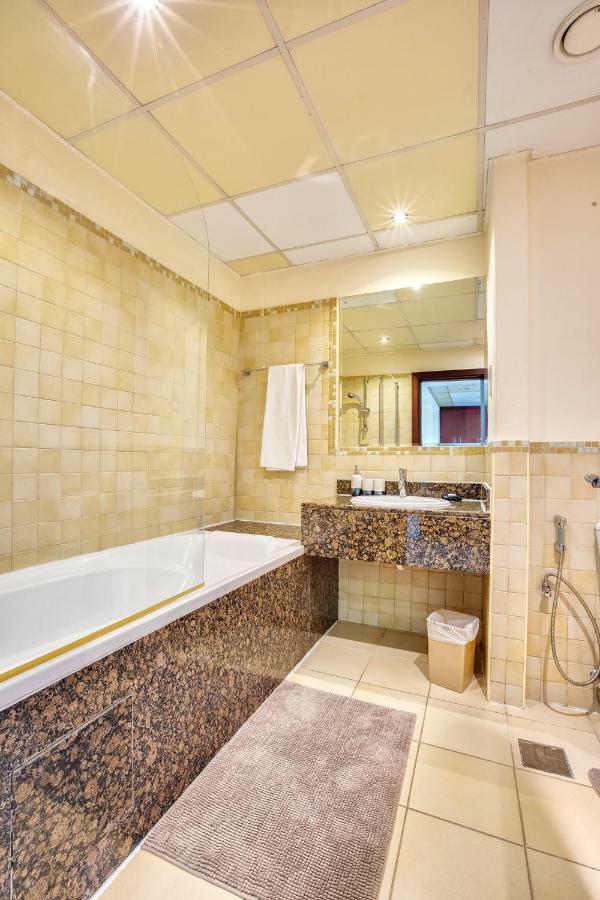 Spacious Sea View At The Jbr Daire *