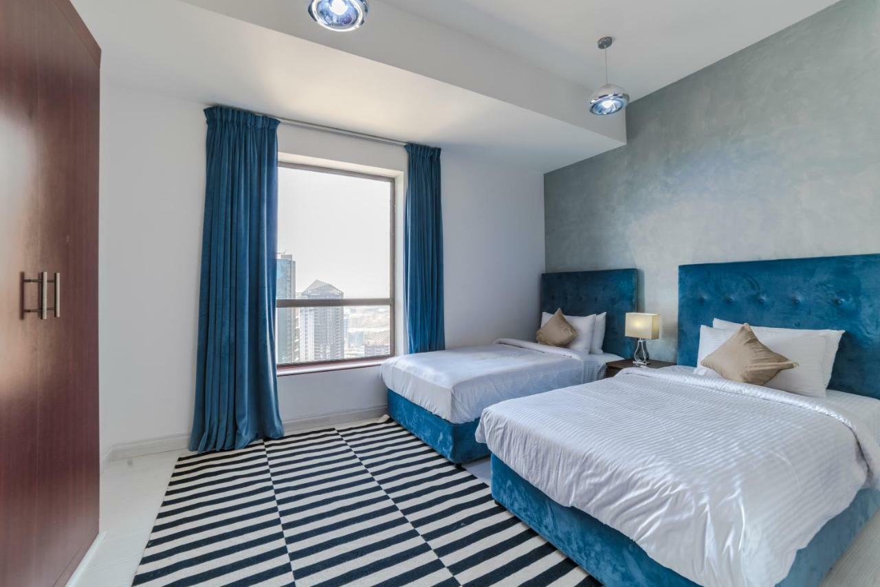 Icon Casa Living - Rimal 6-jbr Marina View * Dubai