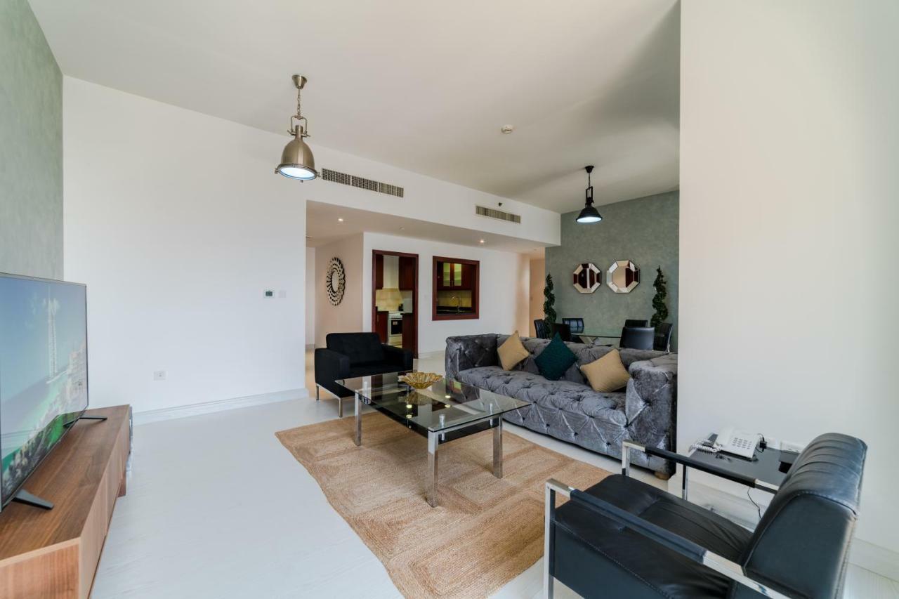 Icon Casa Living - Rimal 6-jbr Marina View