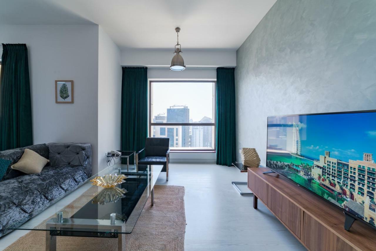 Icon Casa Living - Rimal 6-jbr Marina View *