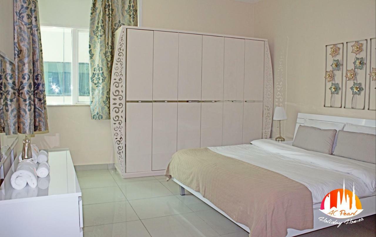 Two Continents Holiday Homes - Two Steps To Marina Walk Dubai