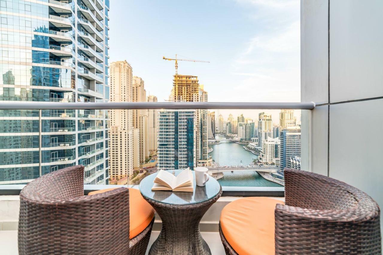 Icon Casa Living - Bay Tower * Dubai