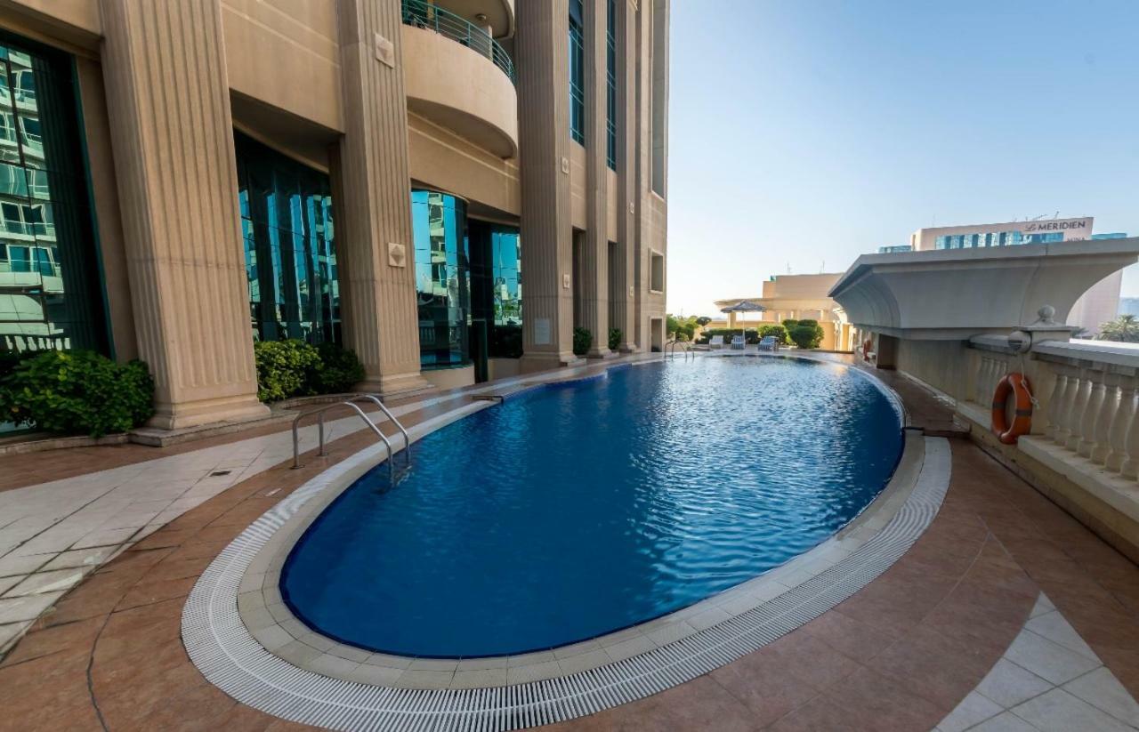 Nice Single Rooms For Girls In Dubai 305 Homestay *