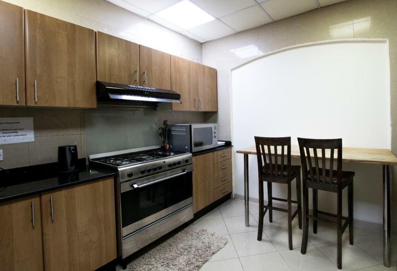 Nice Single Rooms For Girls In Dubai 305 Homestay *
