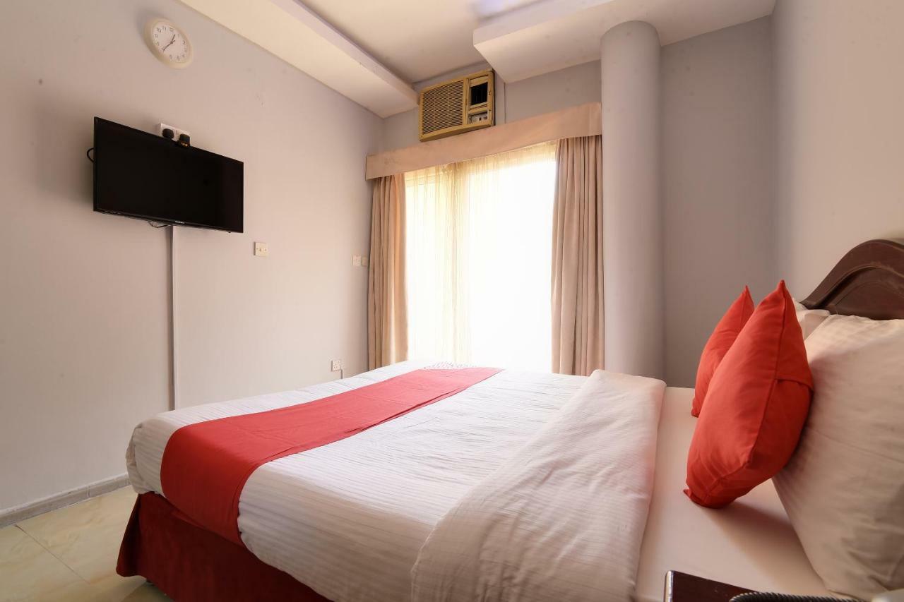 Oyo 273 Burj Nahar Hotel 2*