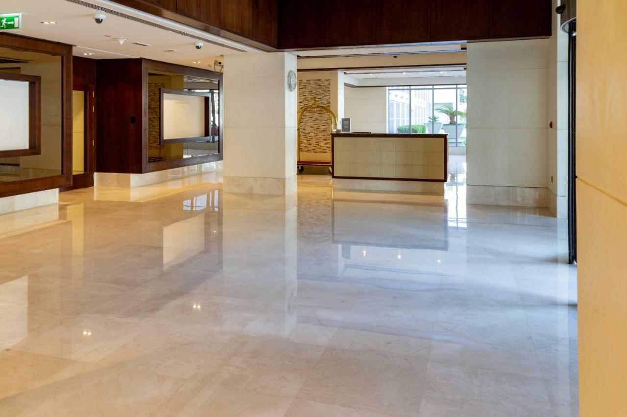 Quintessential Quarters - Ultra-modern And Spacious Aparment Apartamento Dubai