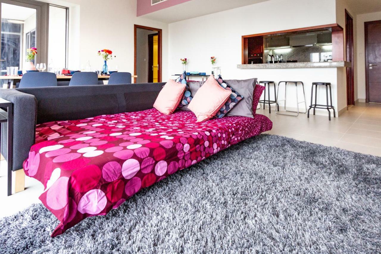 Quintessential Quarters - Ultra-modern And Spacious Aparment Apartamento Dubai