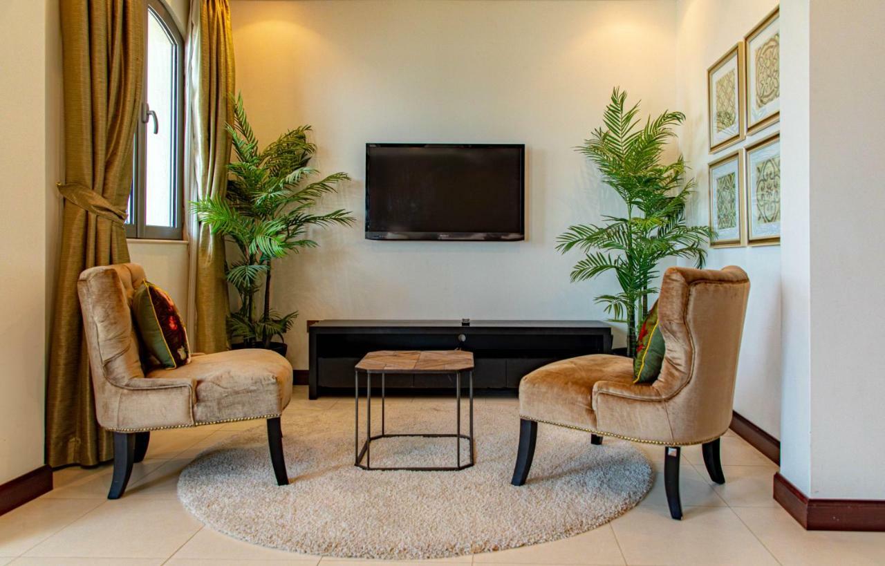Nasma Luxury Stays - Frond D Palm Jumeirah *