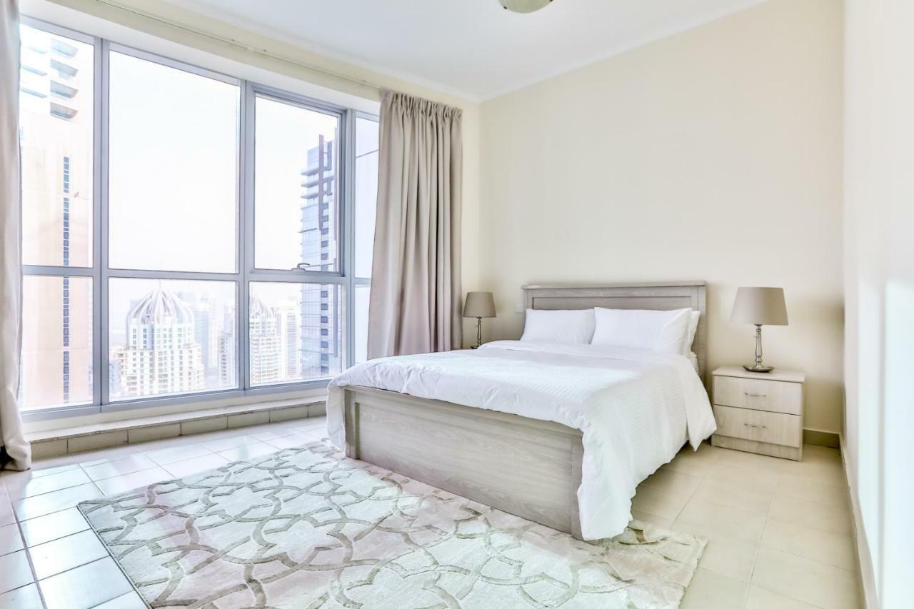 2br High Floor Torch Tower Marina Daire
